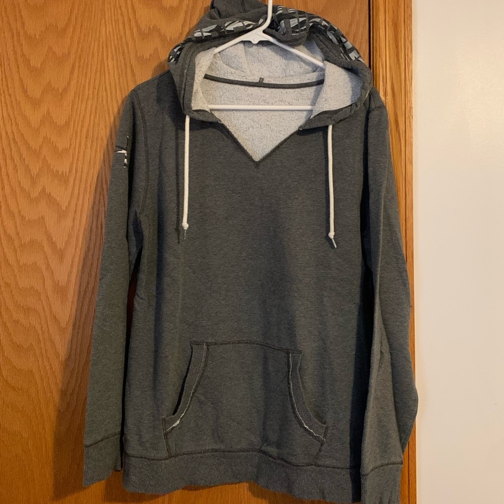 Under Armour dark grey goodie lg